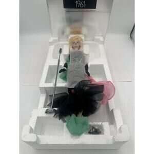 Solo in the Spotlight 1961 Barbie Doll Porcelain Limited Edition 1989 Mattel NEW